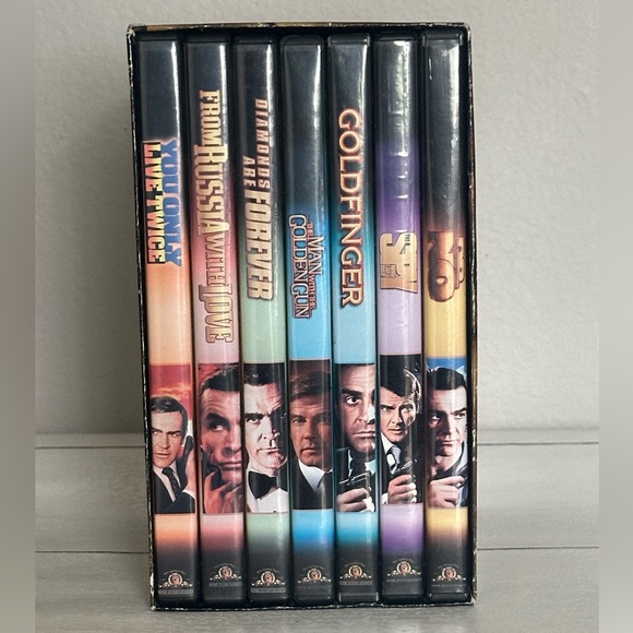 MGM The James Bond Collection 007 Special Edition DVD Set - Picture 2 of 3